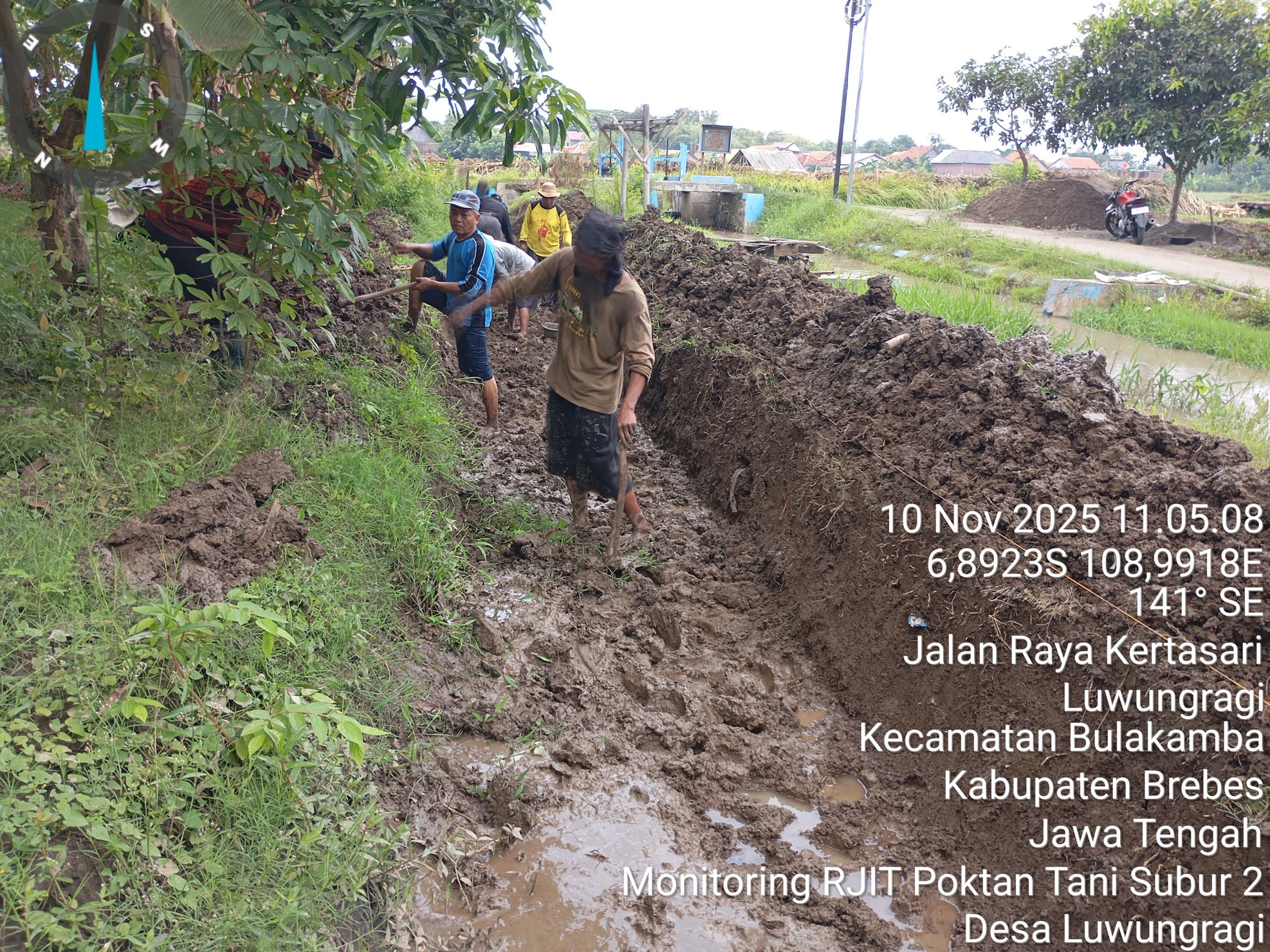 Perbaikan Irigasi Tersier Poktan Tani Subur 2 Desa Luwungragi Berjalan Lancar